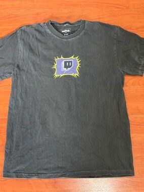 Twitchcon San Diego 2025 vintage fade Size Large